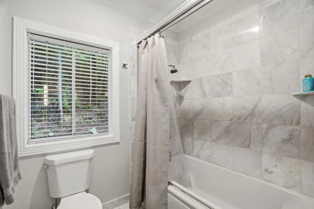 24106 Deerpath Road Saratoga, CA 95070