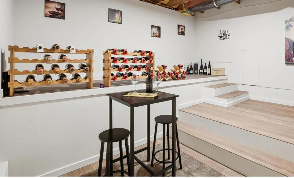 24106 Deerpath Road Saratoga, CA 95070