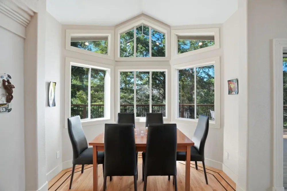 24106 Deerpath Road Saratoga, CA 95070