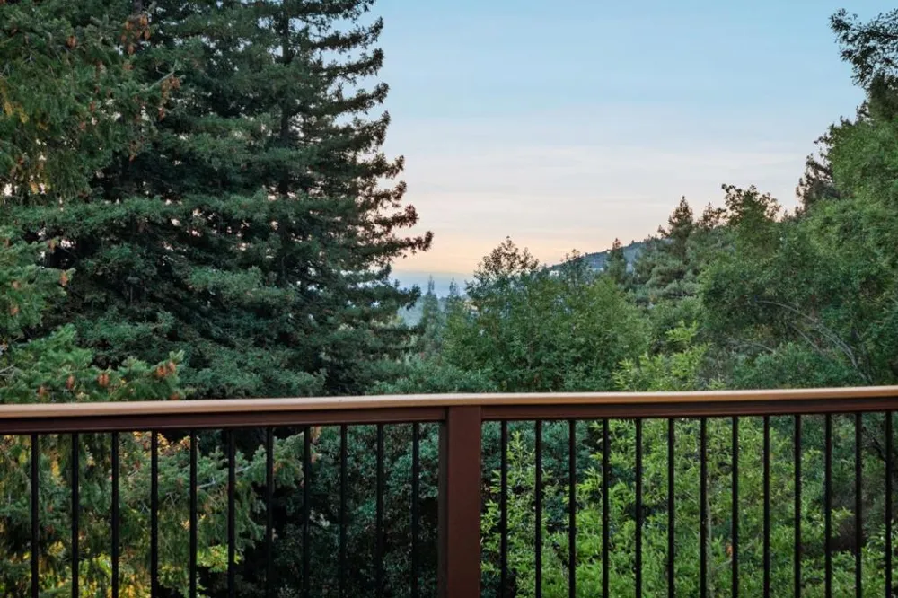 24106 Deerpath Road Saratoga, CA 95070