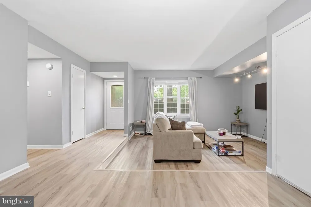 7675 S ARBORY LANE #367 Laurel, MD 20707