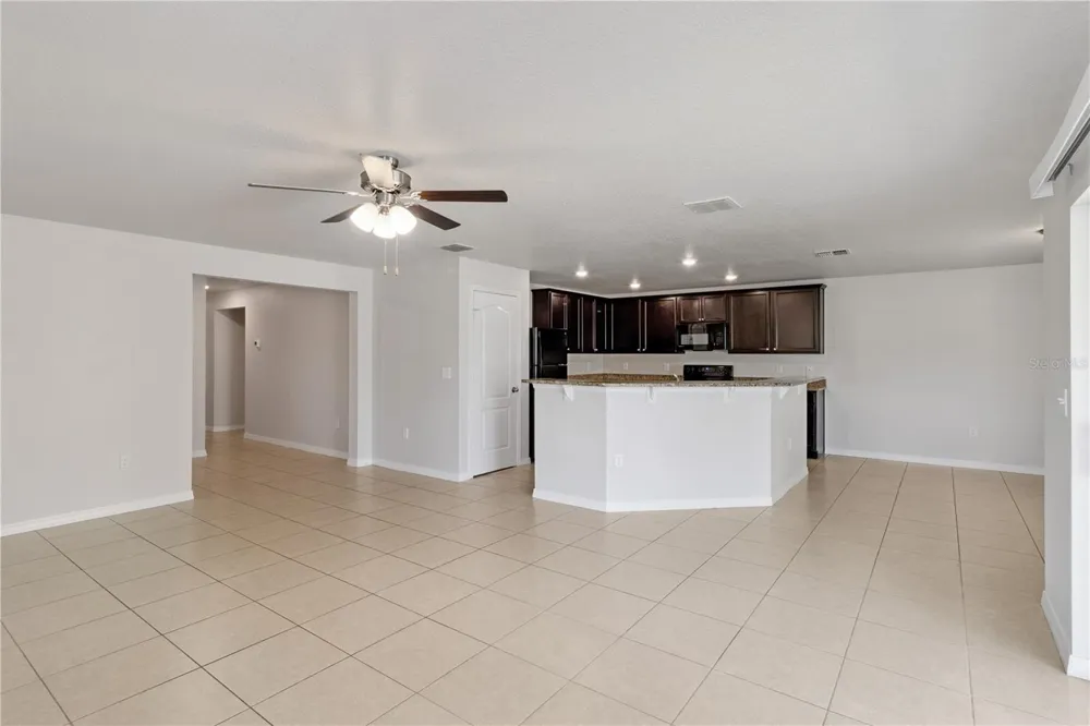 6535 BAIKAL PLACE Lakeland, FL 33805