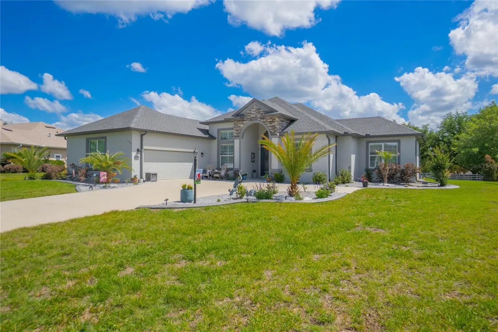 1555 E SEATTLE SLEW CIRCLE Inverness, FL 34453