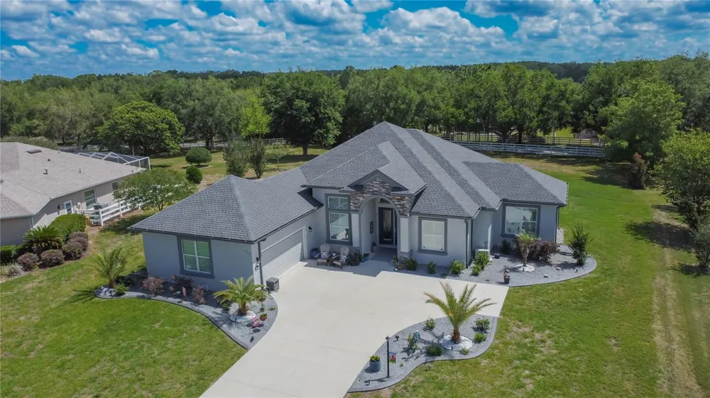 1555 E SEATTLE SLEW CIRCLE Inverness, FL 34453