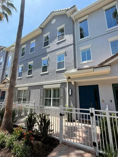 1162 BOLTON PLACE