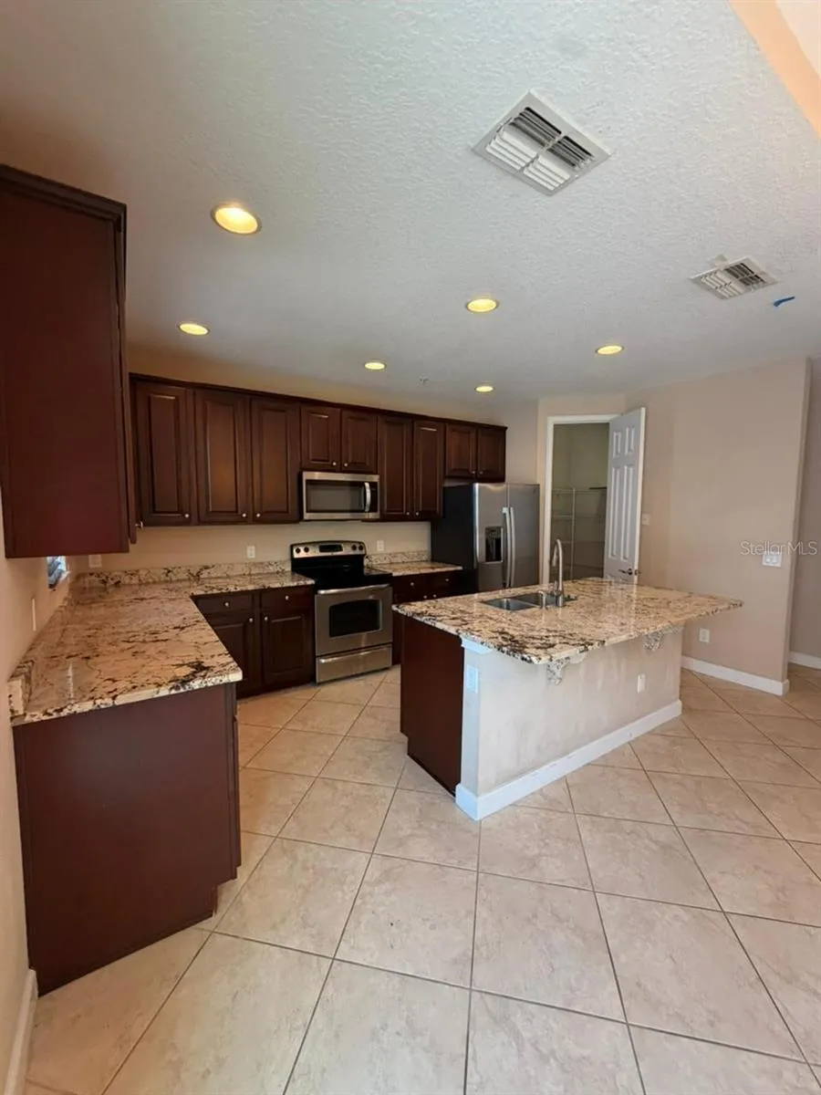 1162 BOLTON PLACE Lake Mary, FL 32746