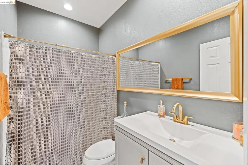 2147 Saint Andrews Ct Discovery Bay, CA 94505