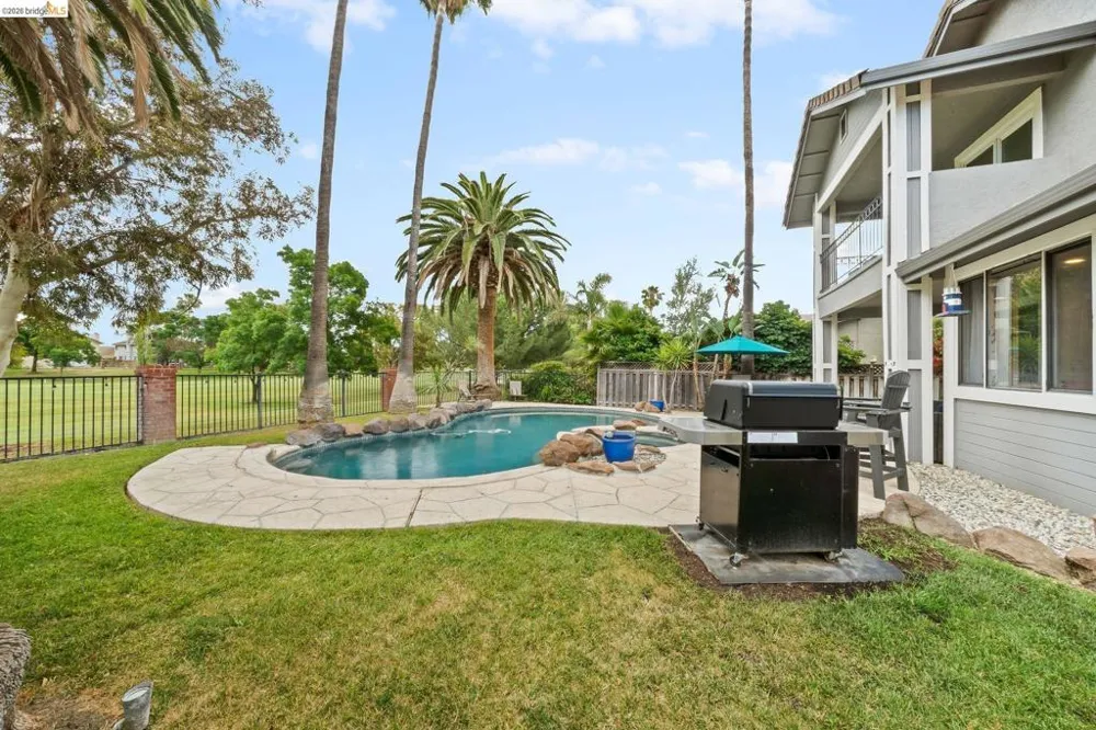 2147 Saint Andrews Ct Discovery Bay, CA 94505