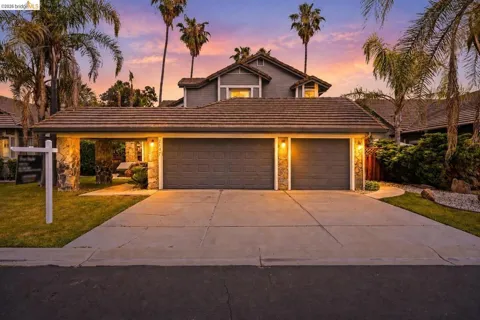 2147 Saint Andrews Ct