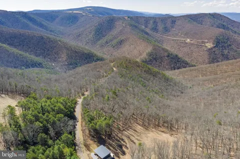 HUNTERS RIDGE TRAIL