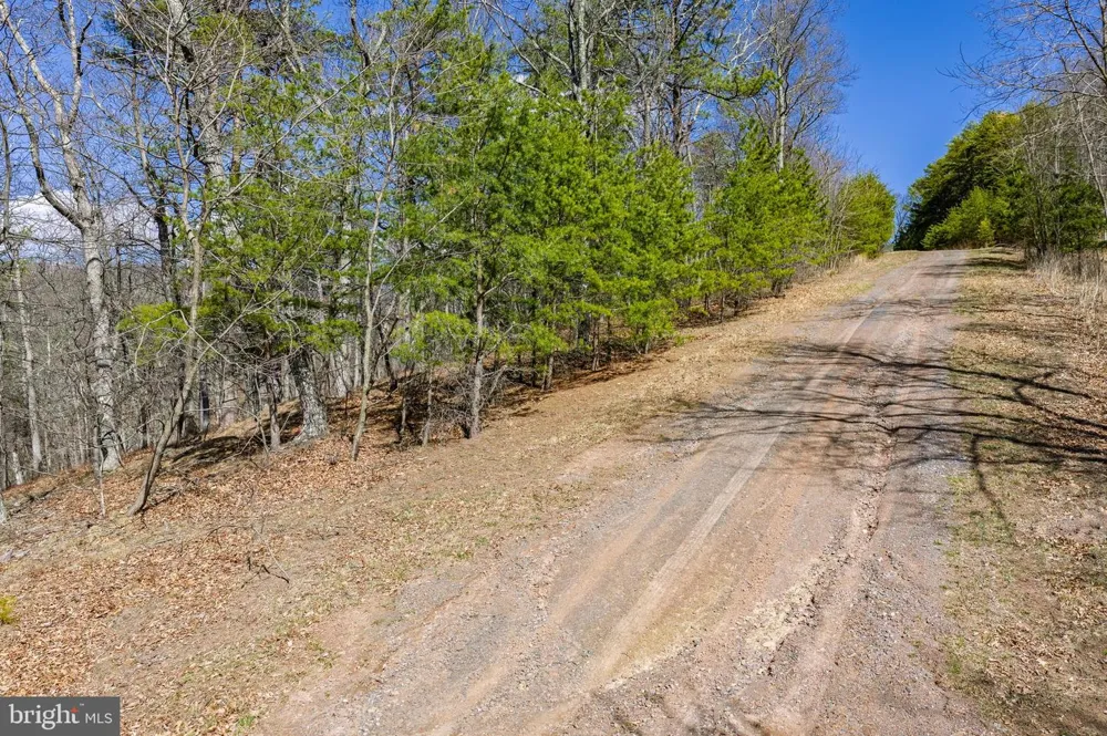 HUNTERS RIDGE TRAIL Moorefield, WV 26836