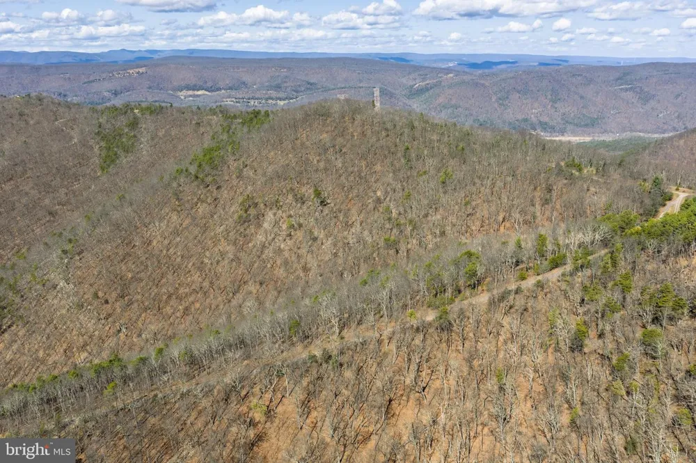 HUNTERS RIDGE TRAIL Moorefield, WV 26836