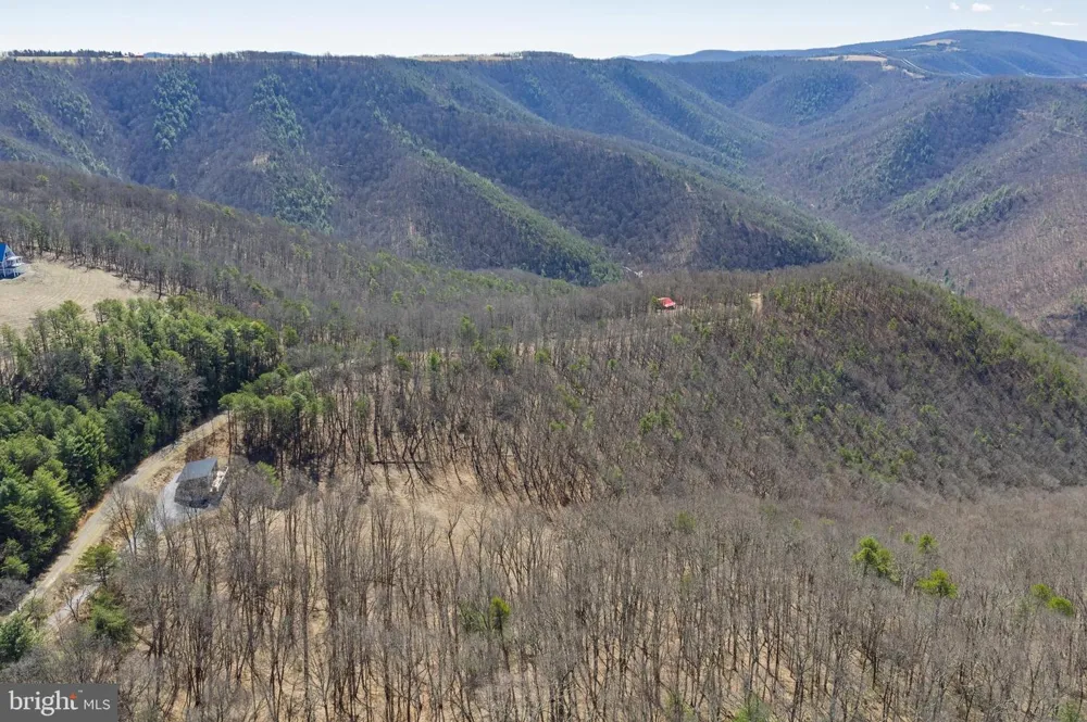 HUNTERS RIDGE TRAIL Moorefield, WV 26836