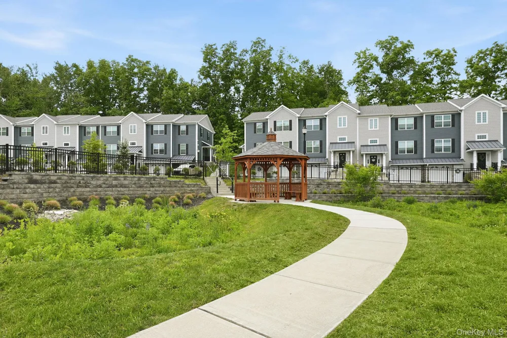 8 Muscoot River Road Yorktown Heights, NY 10598