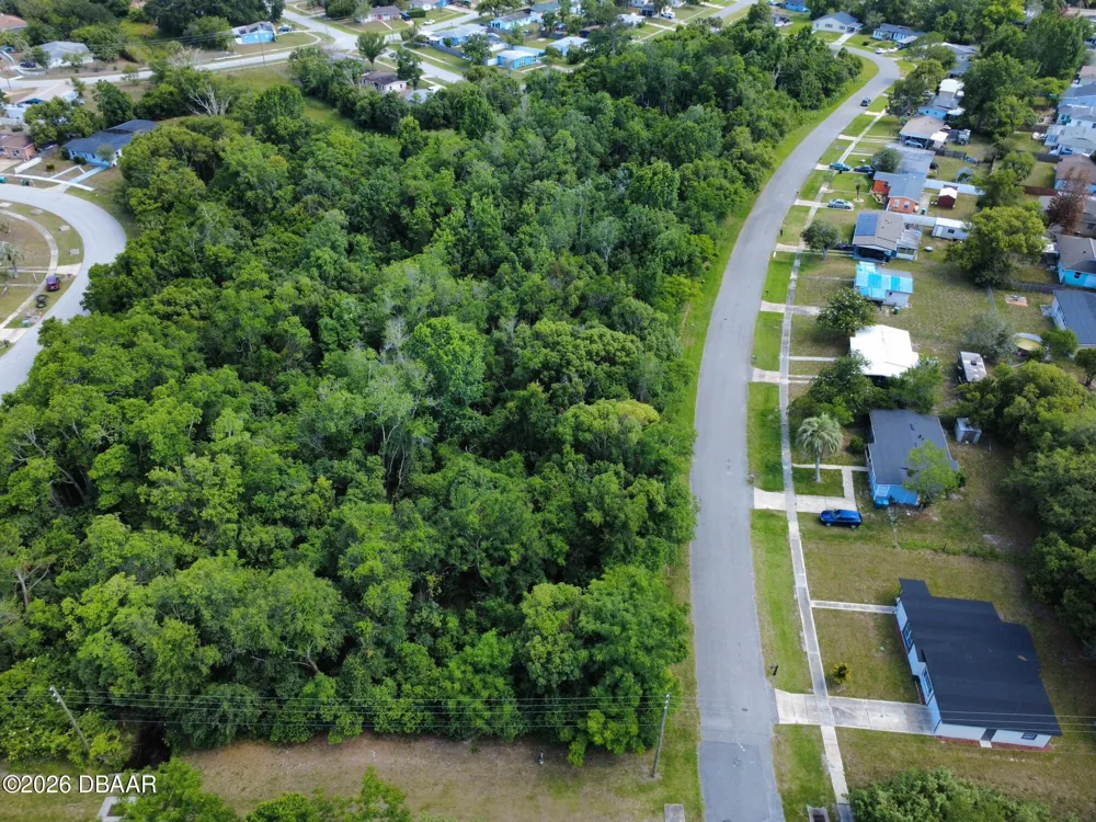 1547 Zinnia Drive Deltona, FL 32725