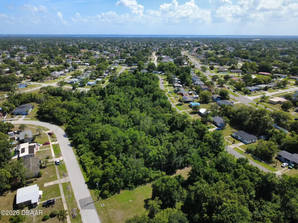 1547 Zinnia Drive Deltona, FL 32725