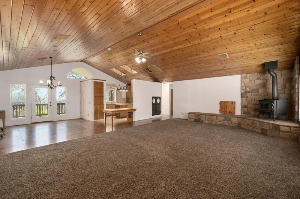 37667 Eagle Drive Raymond, CA 93653