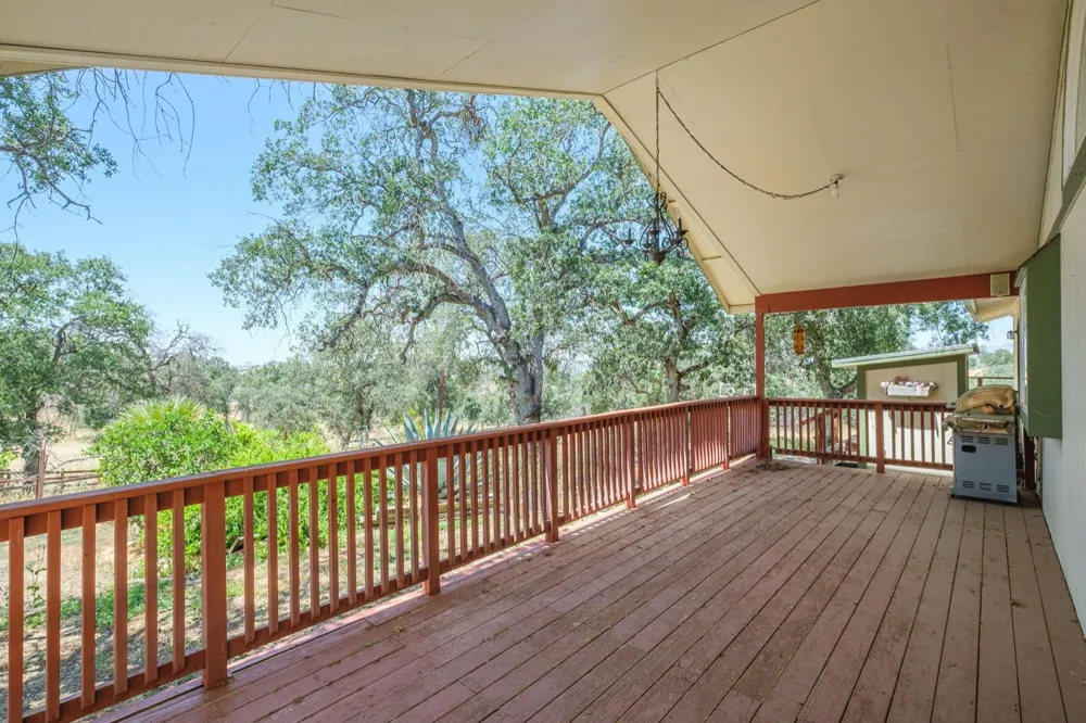 37667 Eagle Drive Raymond, CA 93653