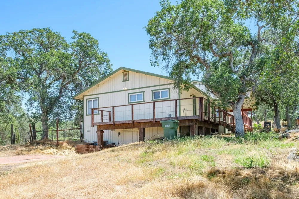 37667 Eagle Drive Raymond, CA 93653