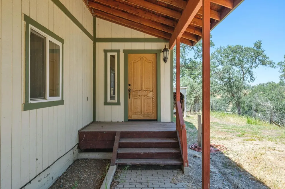 37667 Eagle Drive Raymond, CA 93653