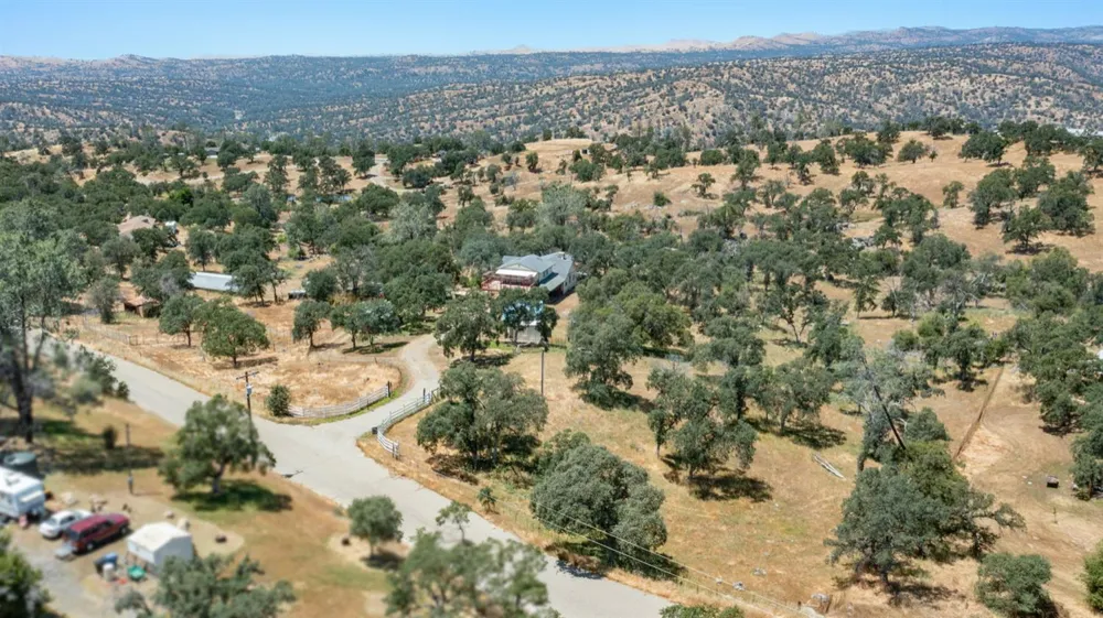 37667 Eagle Drive Raymond, CA 93653