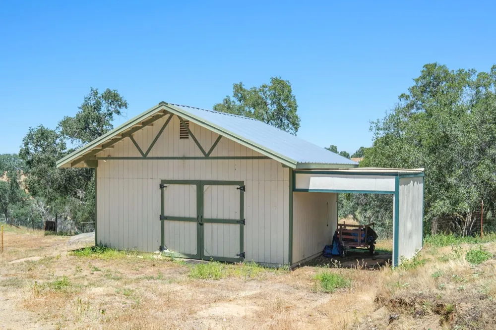 37667 Eagle Drive Raymond, CA 93653