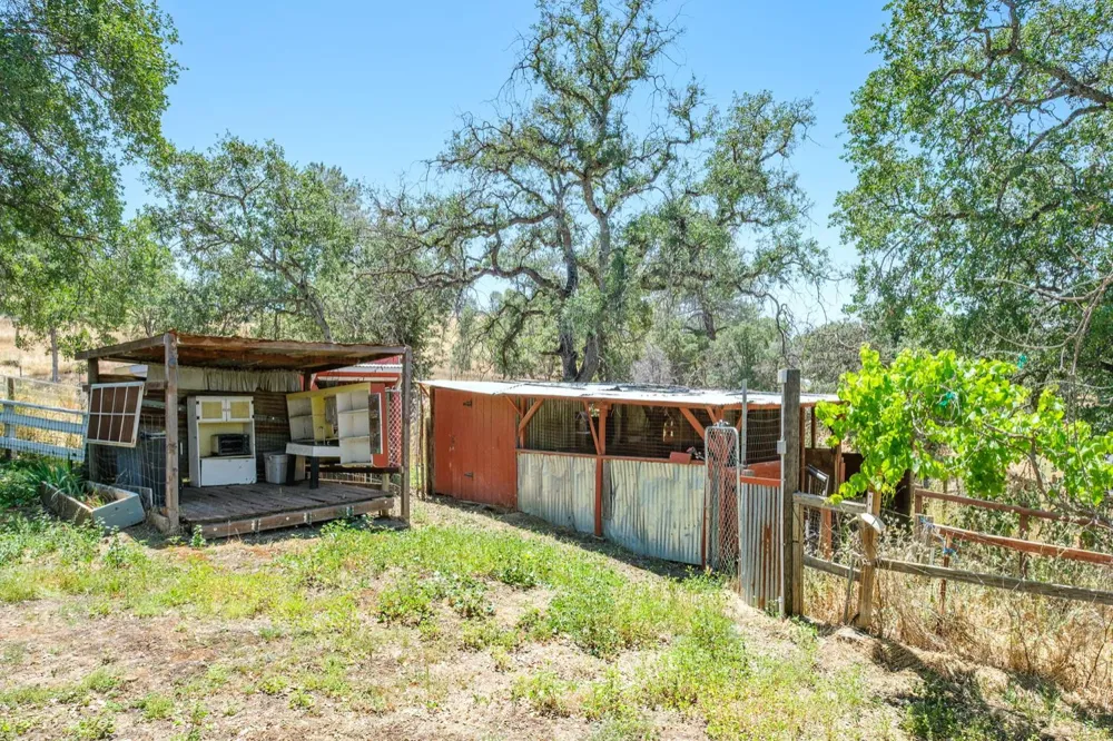 37667 Eagle Drive Raymond, CA 93653