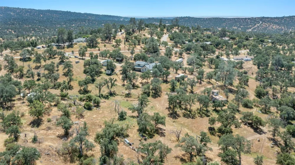 37667 Eagle Drive Raymond, CA 93653