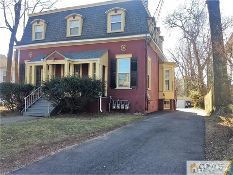 207 Woodbridge Avenue #A