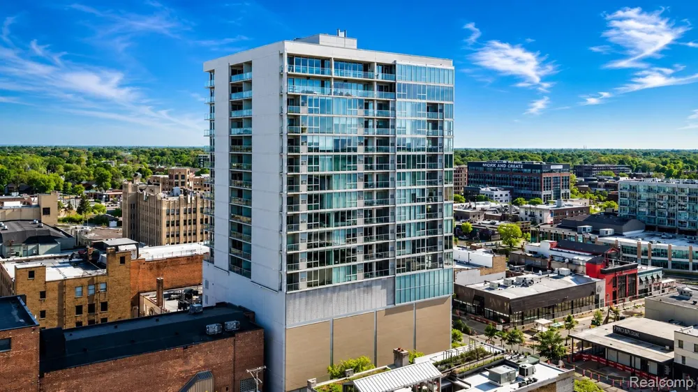 432 S Washington Avenue #1804 Royal Oak City, MI 48067