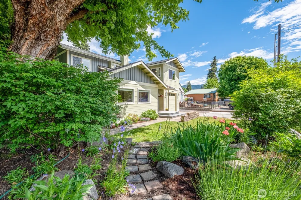604 Birch Street Leavenworth, WA 98826