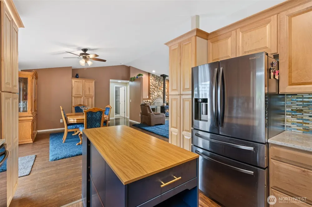 5922 184th Lane SW Rochester, WA 98579
