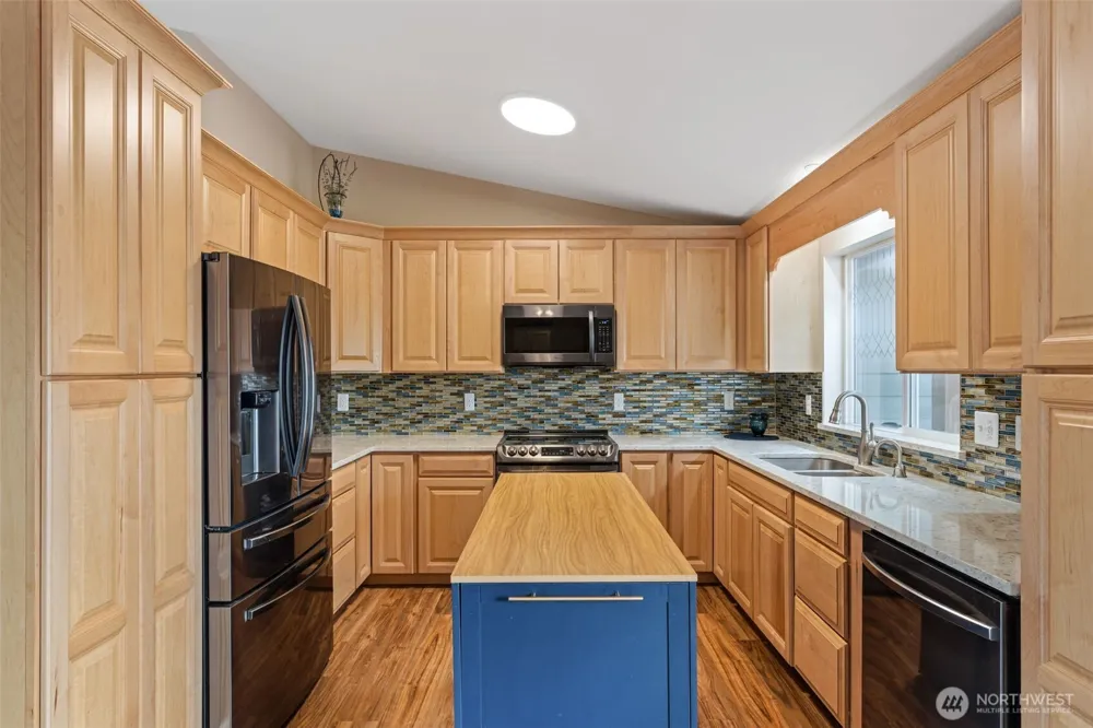 5922 184th Lane SW Rochester, WA 98579