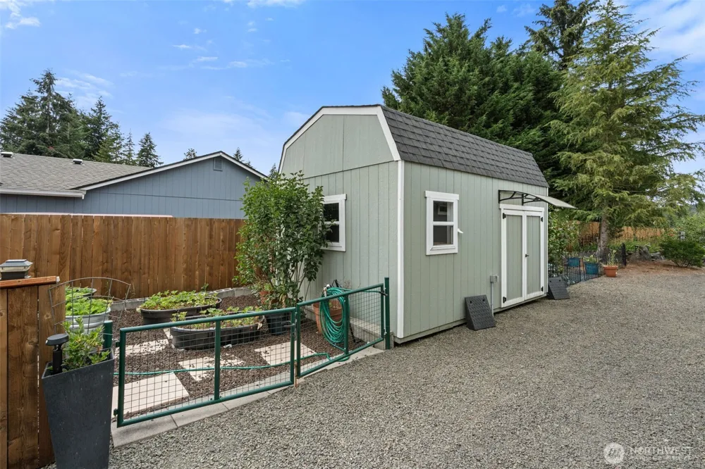 5922 184th Lane SW Rochester, WA 98579