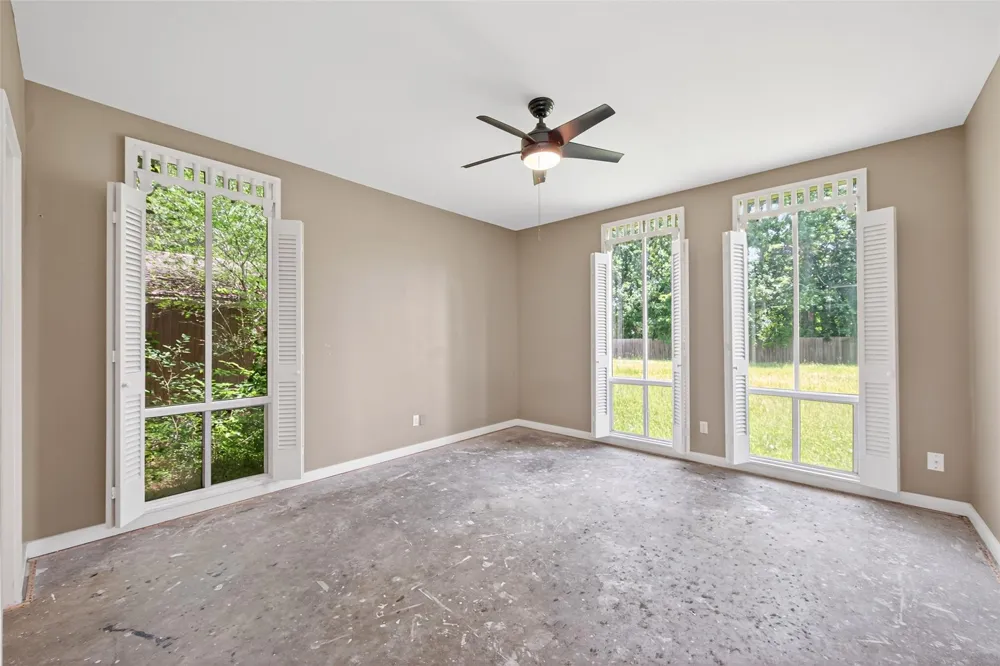 219 Cardinal Drive Liberty, TX 77575