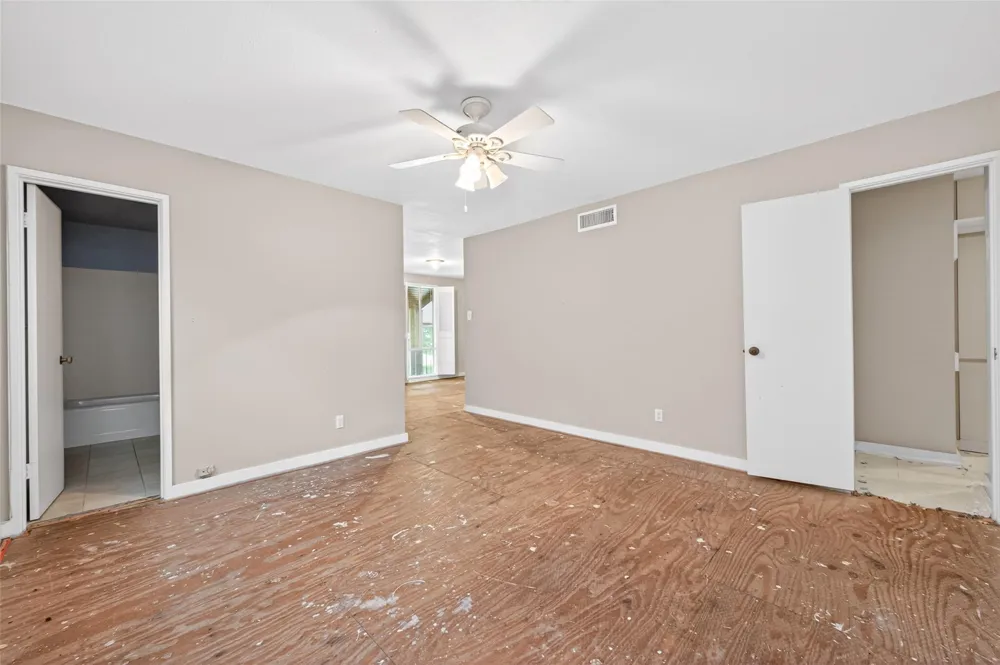 219 Cardinal Drive Liberty, TX 77575
