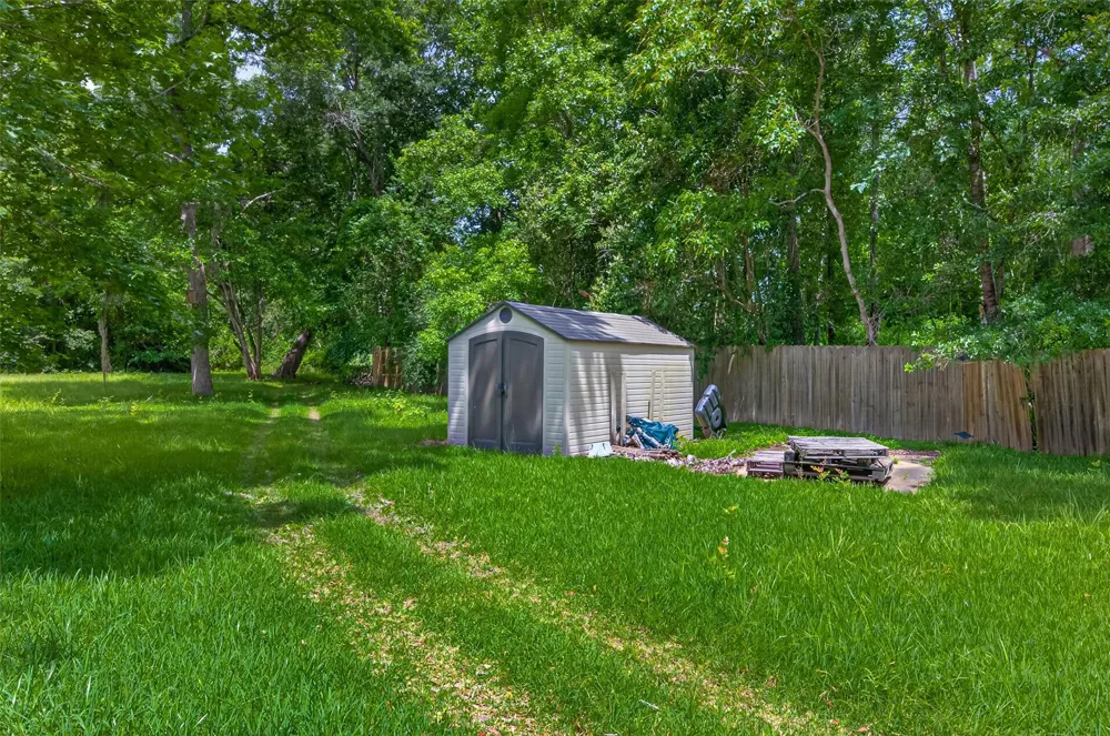 219 Cardinal Drive Liberty, TX 77575