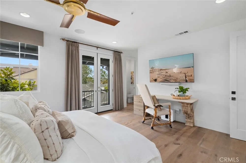 273 Mesa Costa Mesa, CA 92627