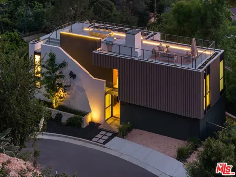 2635 Hargrave Drive