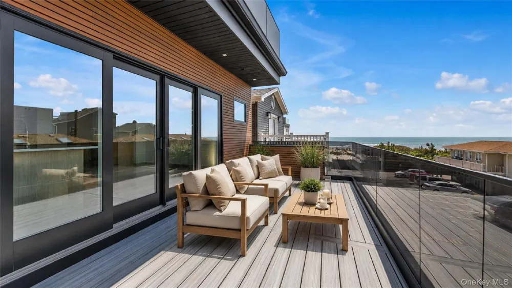 18 New Hampshire Street Long Beach, NY 11561