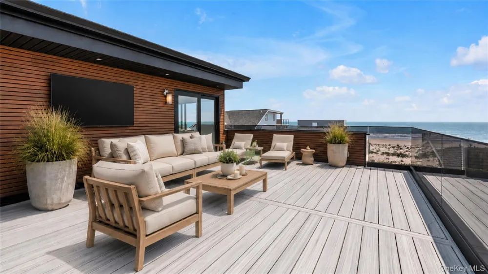 18 New Hampshire Street Long Beach, NY 11561