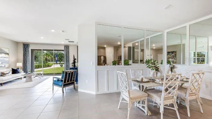 18354 TAVERNSIDE TRAIL Lakewood Ranch, FL 34211