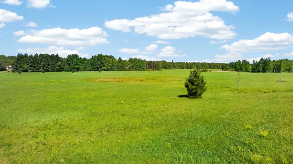 000 Dahl Hinckley, MN 55037