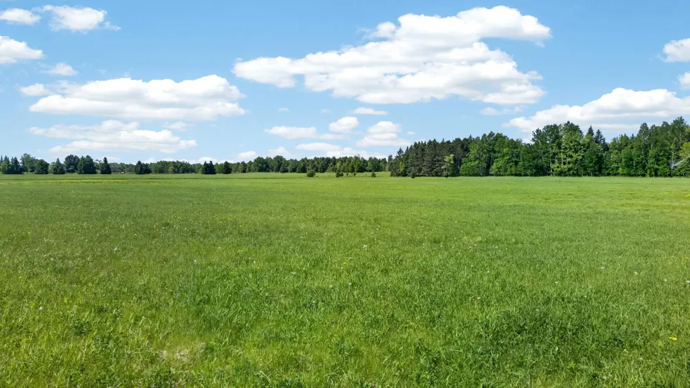 000 Dahl Hinckley, MN 55037