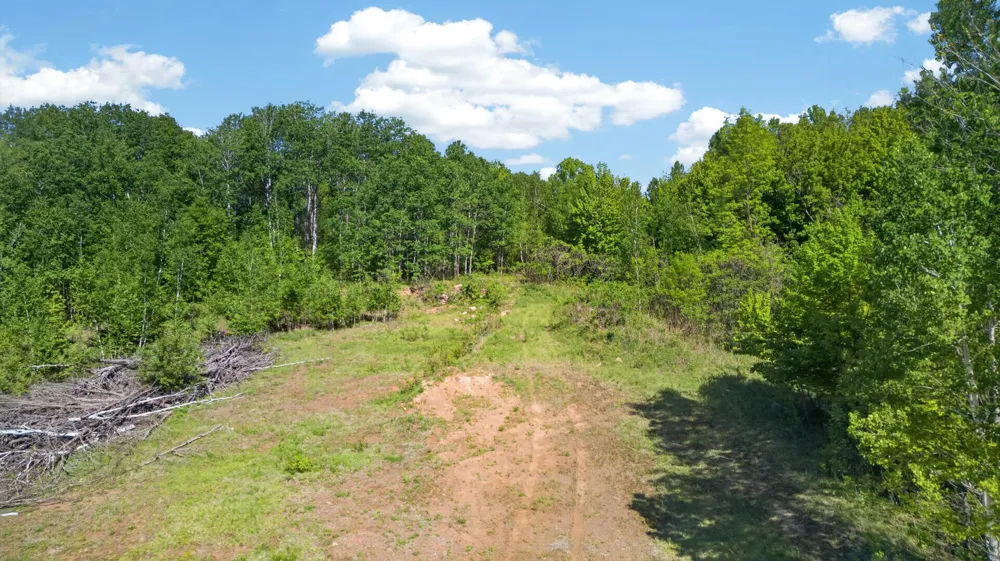 000 Dahl Hinckley, MN 55037