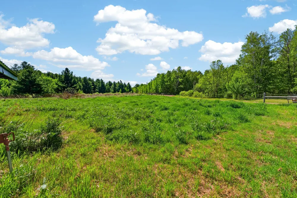 000 Dahl Hinckley, MN 55037