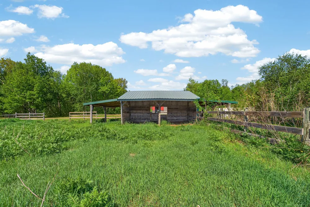 000 Dahl Hinckley, MN 55037