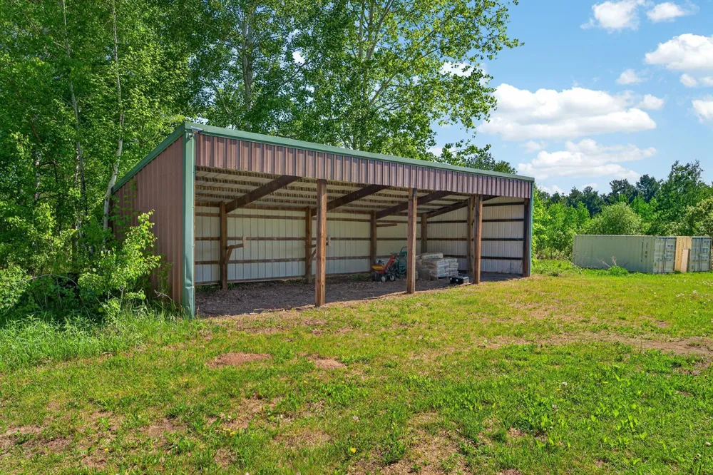 000 Dahl Hinckley, MN 55037