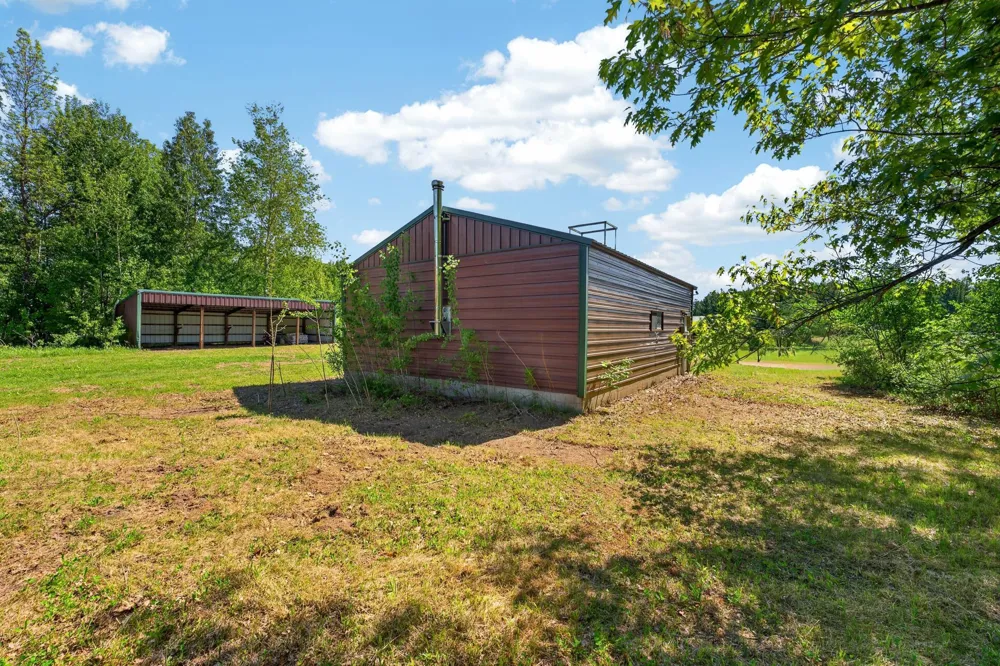 000 Dahl Hinckley, MN 55037