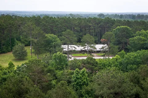 4123 Farm to Market Road 752 S